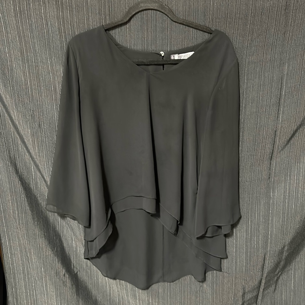 Jennifer Lopez Black sheer top / Size M /‎ V-1